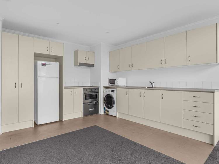 14F 30 Westward Ho Glen Eden_1