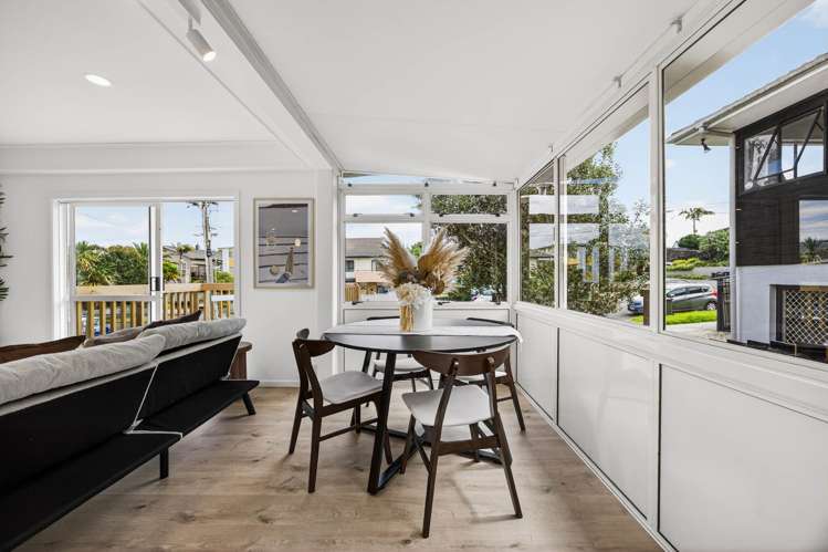 6 Kingsway Avenue Sandringham_19