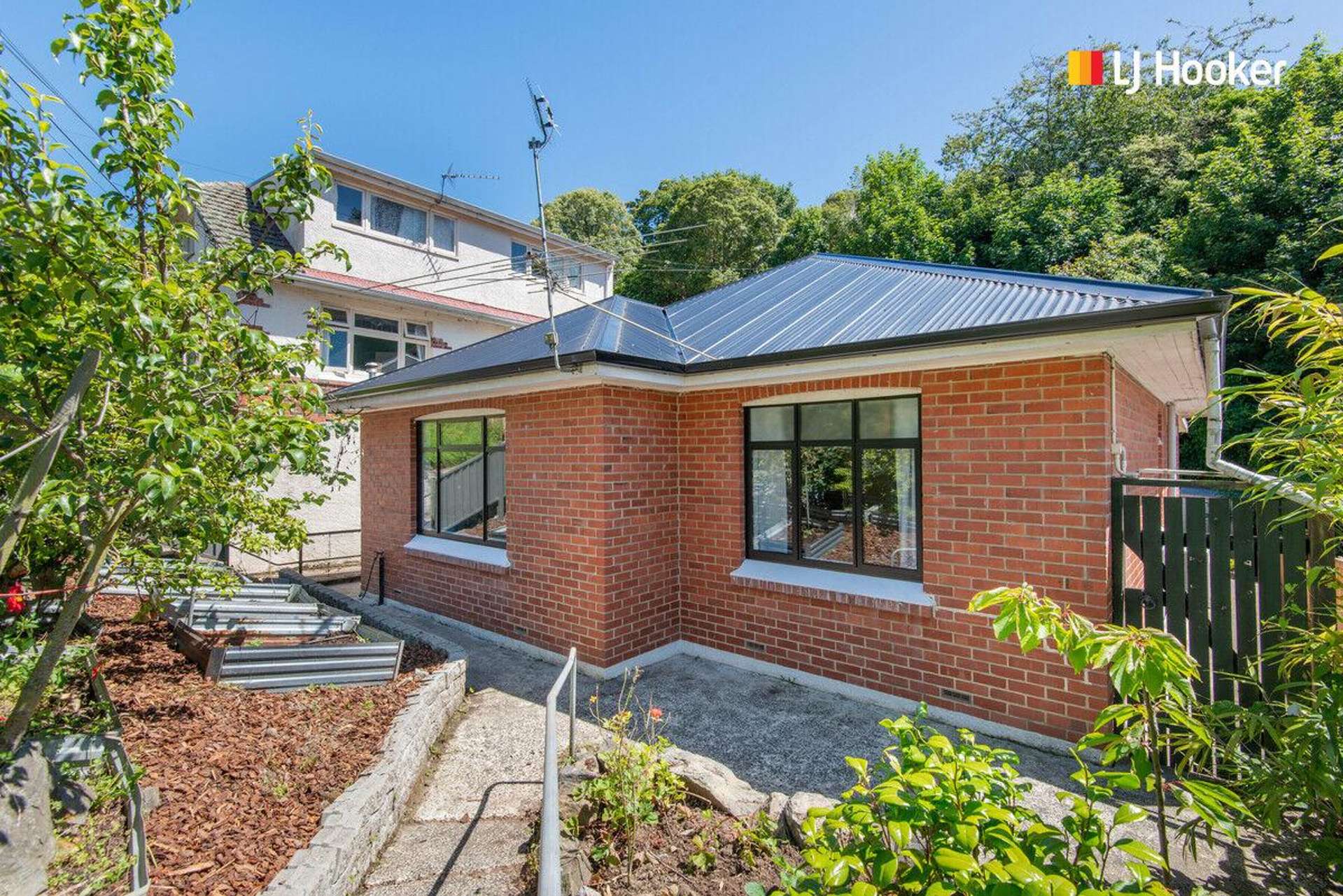 8 Hawthorn Avenue Mornington_0