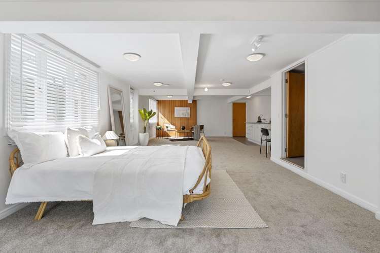 1/65 Sturges Road Henderson_17