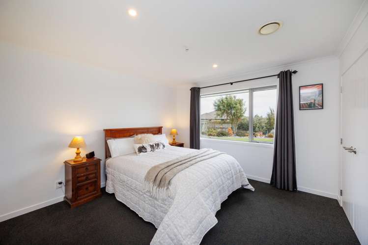 120 Mount Taylor Drive Feilding_17