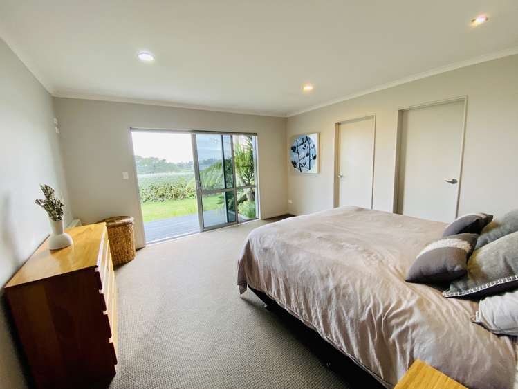 173 Sealy Road Omata_10