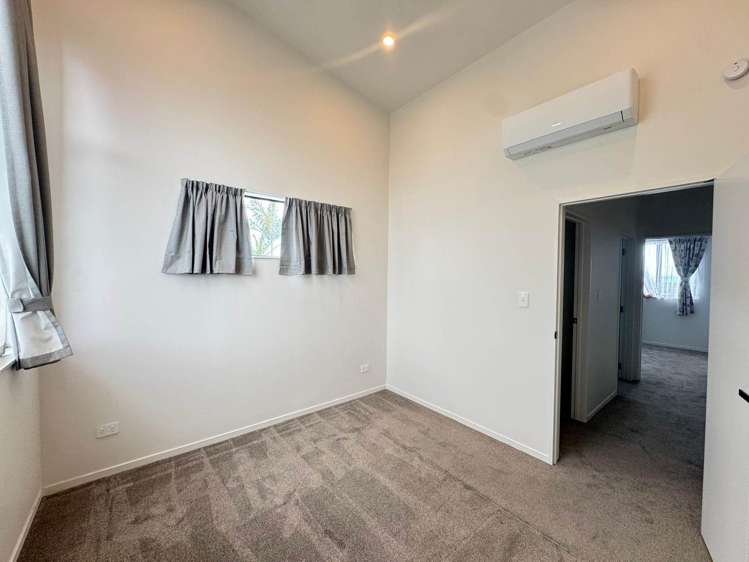 6/735 East Coast Road Browns Bay_9