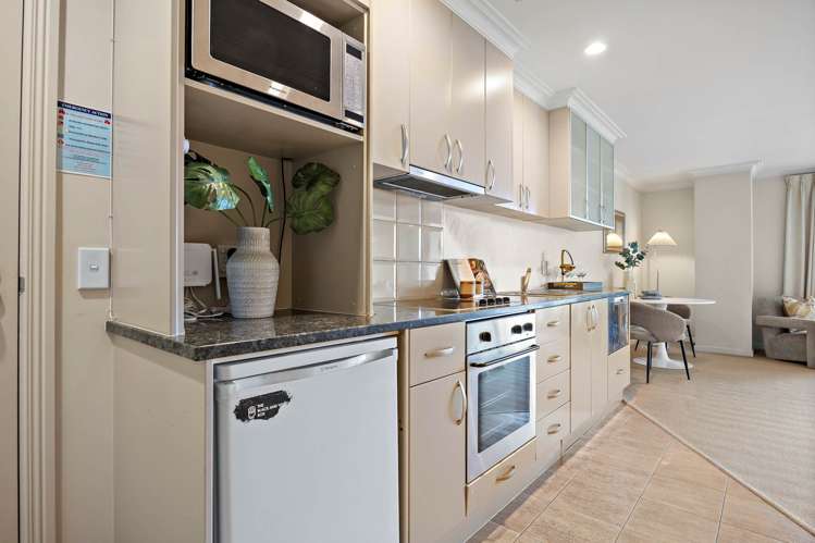 4L/118 Gladstone Road Parnell_4