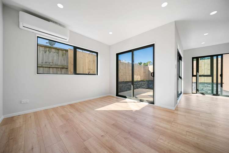 5 /8 Clutha Crescent Clover Park_6