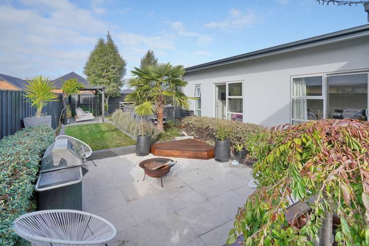 9 Sunline Avenue Lincoln_14