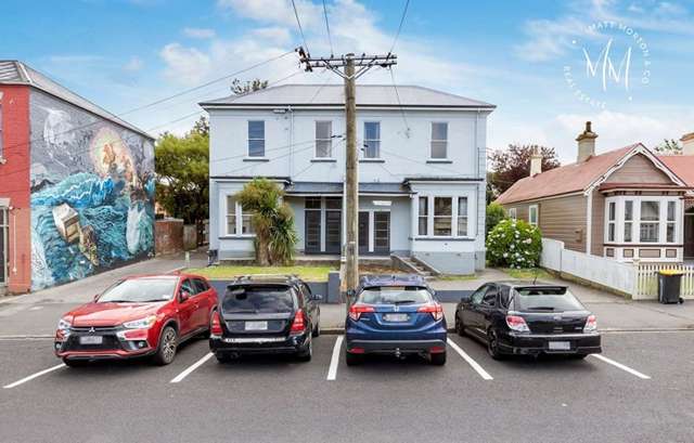 Student flats on Dunedin’s notorious party street up for grabs