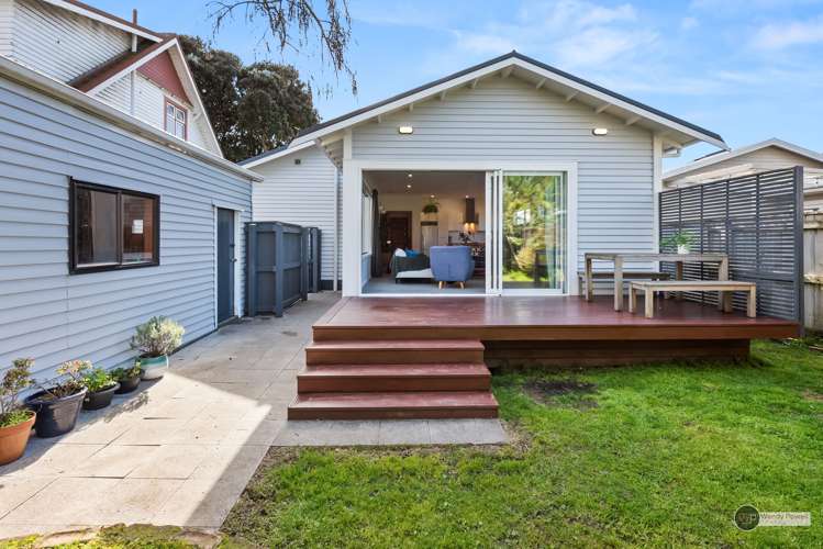 18 Huia Street Petone_8