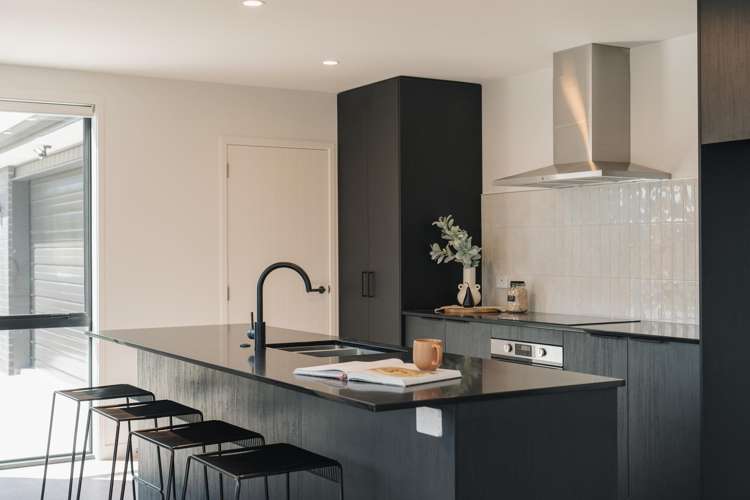 307 Waipiko Drive_5