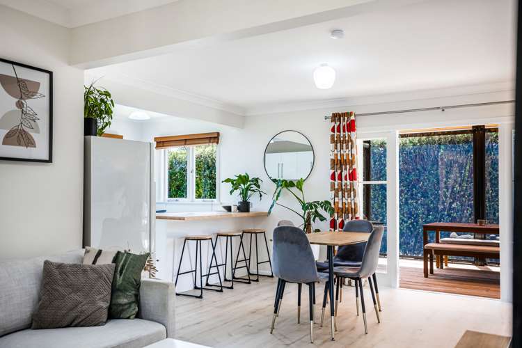 1b Titoki Street Te Atatu Peninsula_17