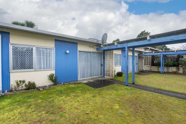 2/100 River Road Hamilton East_1