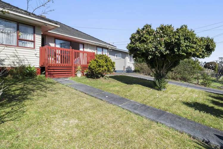 16 Antrim Crescent Otara_23