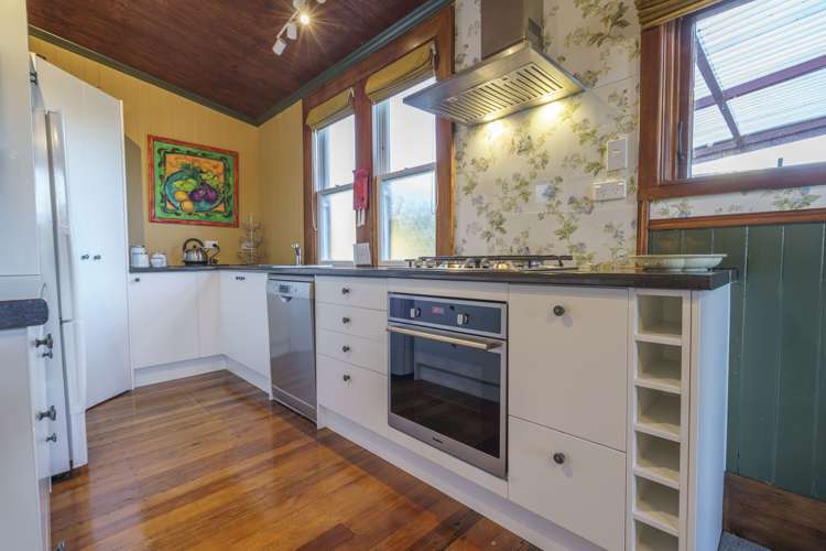 3 Castle Street Riverton_11