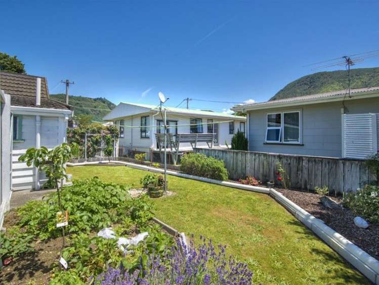 67 Broadway Picton_17