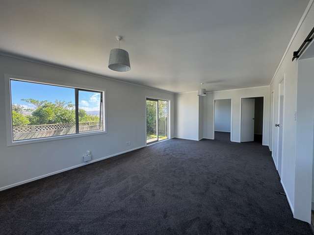 8 Chetwode Grove Newlands_3