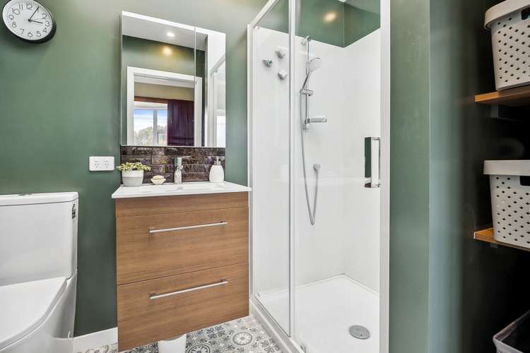 20 County Road Kaikorai_14