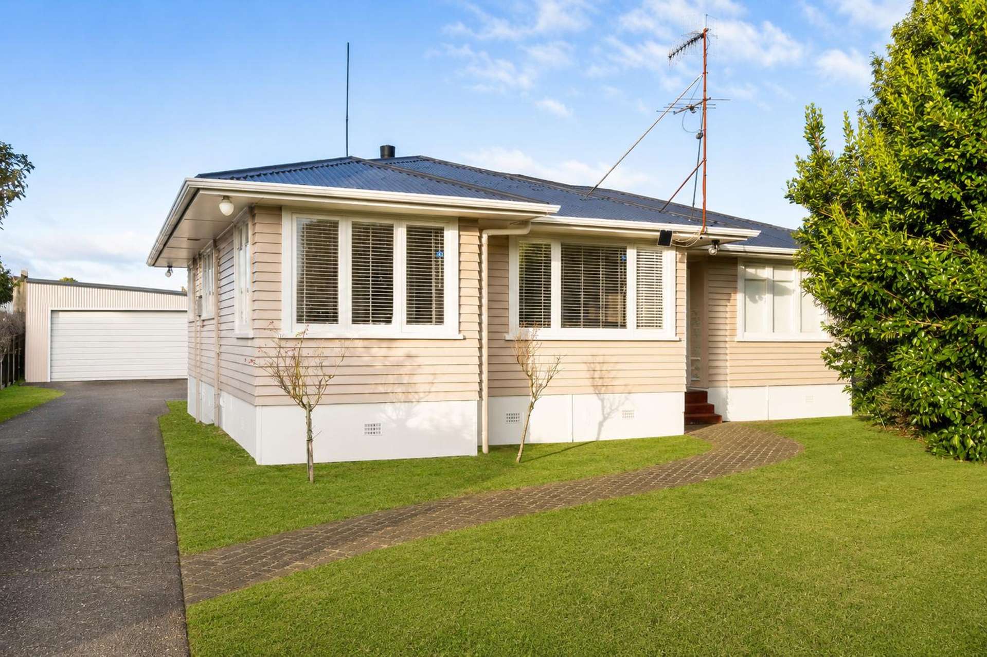 15 Clyde Street Utuhina_0