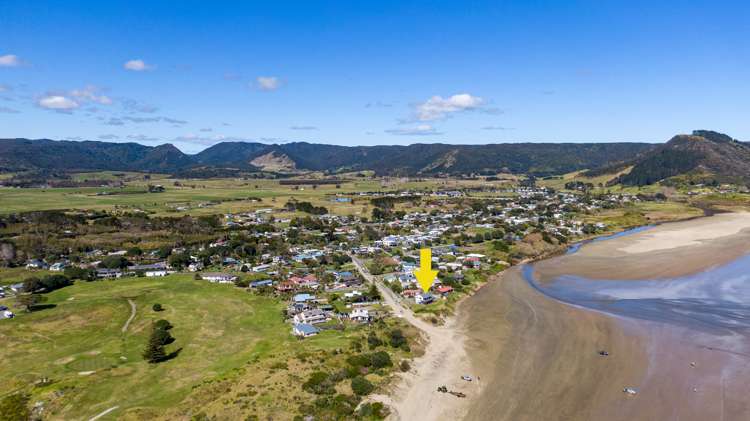 27 Kaka Street Ahipara_40