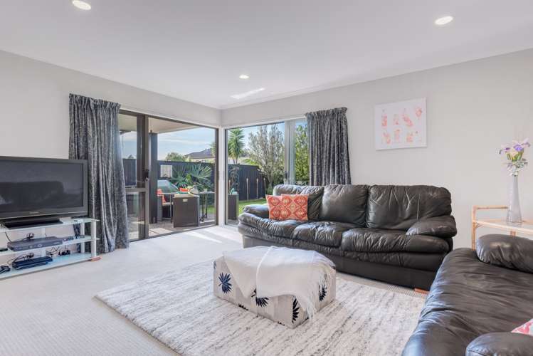 6 Mariner Lane Beachlands_3