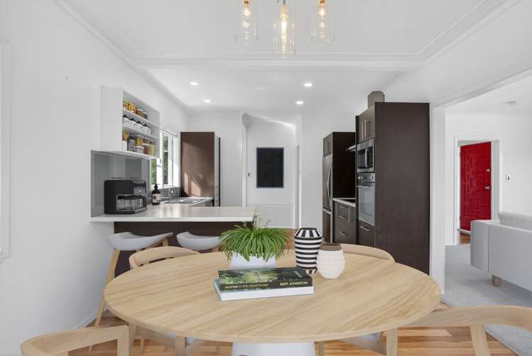 20 & 20A Brian Crescent Stanmore Bay_7