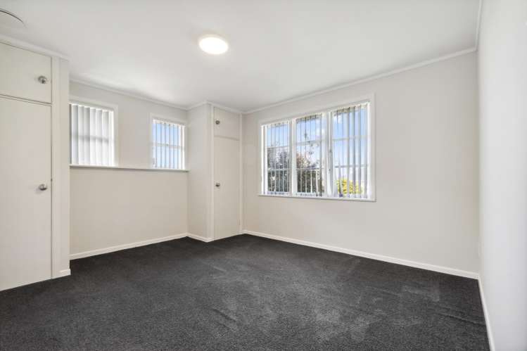 42 Churchill Avenue Manurewa_5