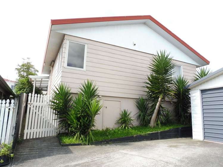 4b Kimdale Place Totara Heights_0