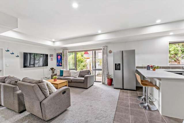 14A Sutton Crescent Papakura_3