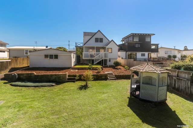 215 Vipond Road Stanmore Bay_3