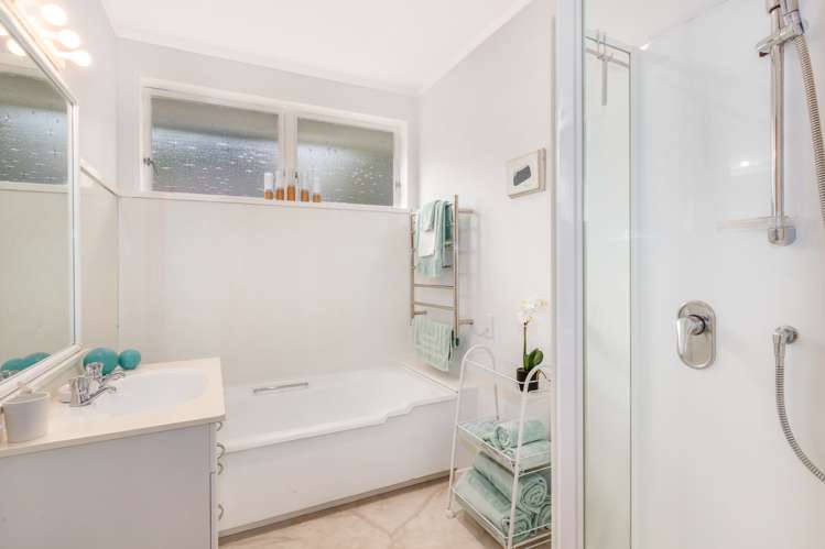 14 Compass Way Whitby_9