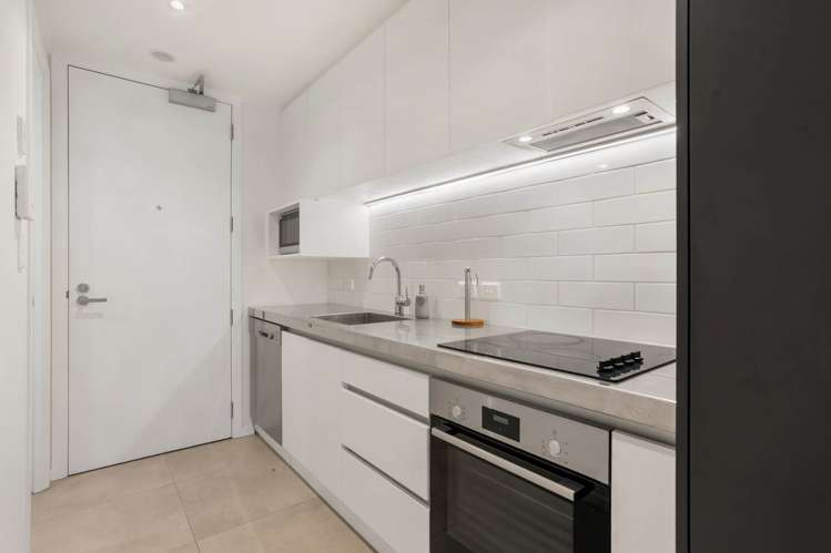 1307/147 Nelson Street City Centre_8