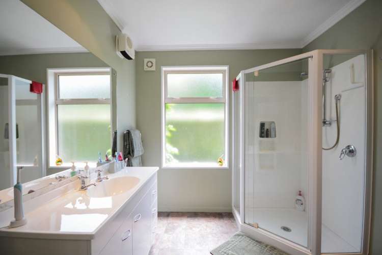 20 Seaview Lane Wainui_18