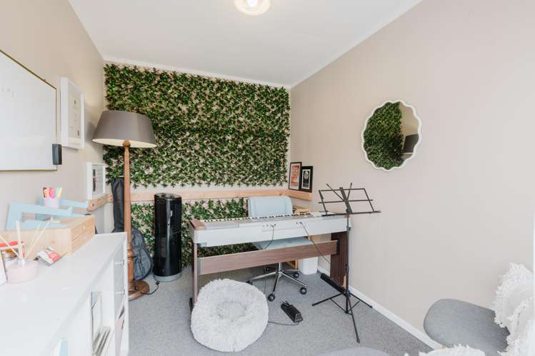 7 Keitha Place Glenview_12