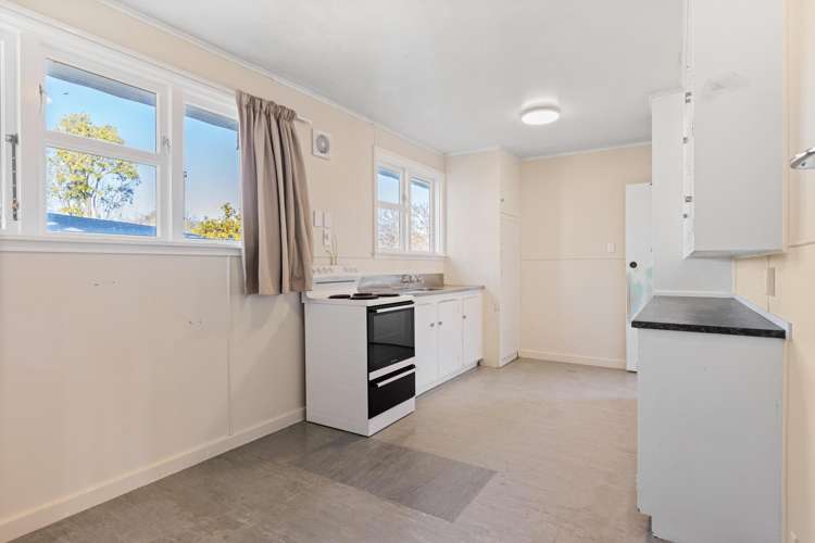 8-10 Dix Crescent Riversdale_14