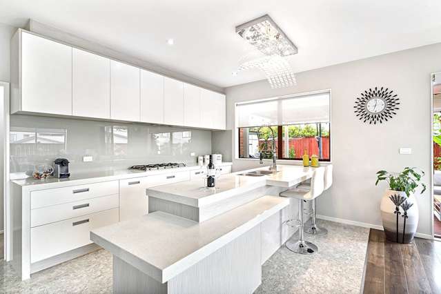 63 Rosewell Crescent Flat Bush_4