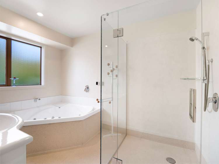 33 Essex street Weston_24