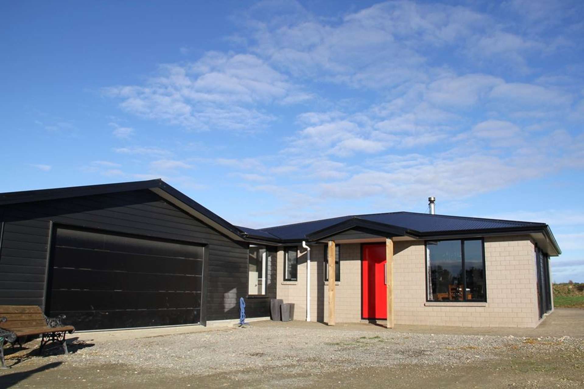 228e Roslyn Road Roslyn Bush_0