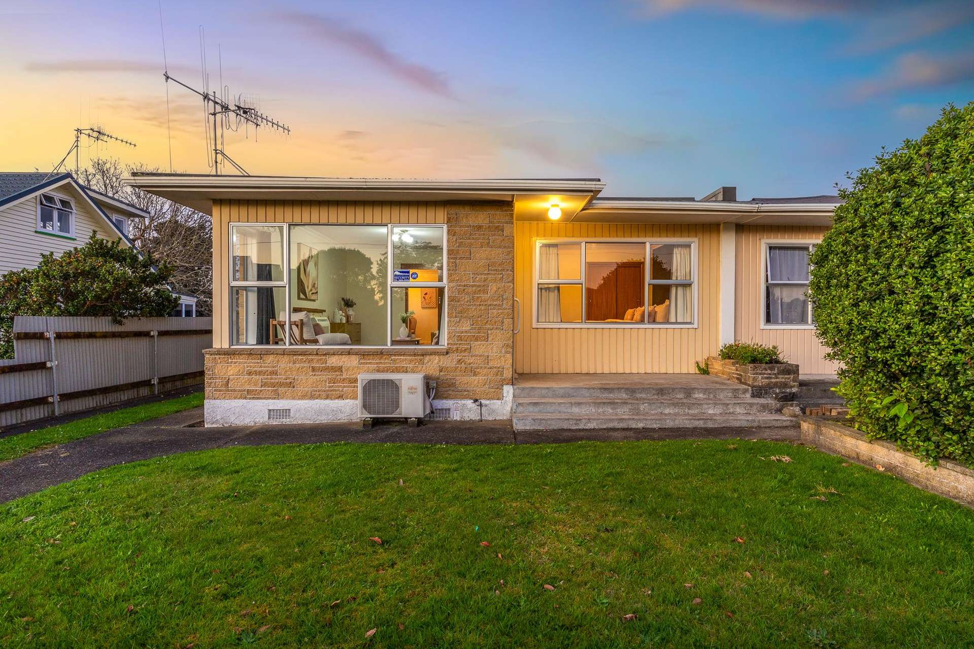 137 Bath Street Levin_0