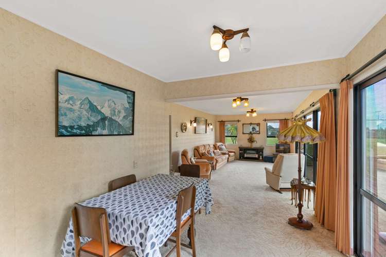 2/16 Litten Road Cockle Bay_10