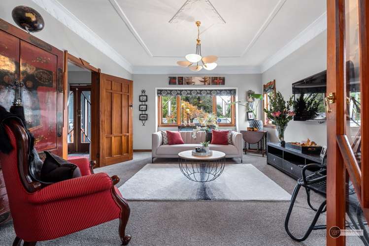 37 Pohutukawa Street Woburn_13