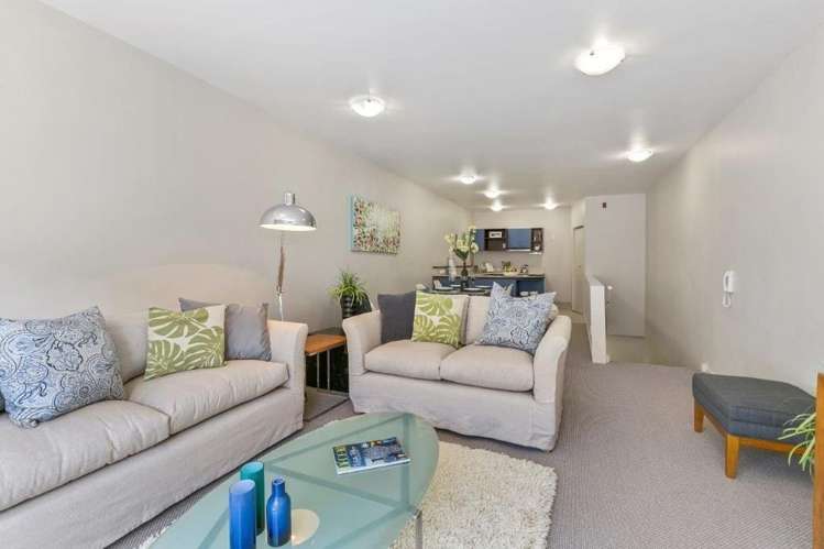 110/72 Herald Street Berhampore_1