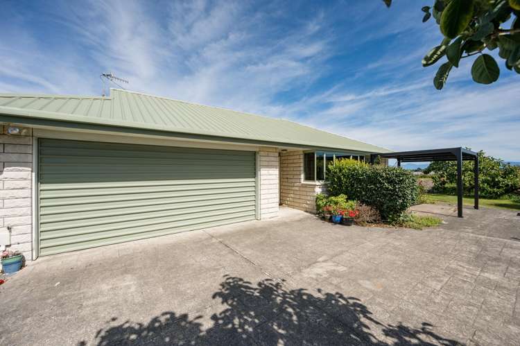 74 Aldinga Avenue Stoke_4