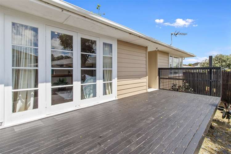 2/40 Amberley Avenue Te Atatu South_10