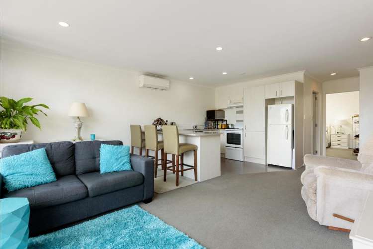 25/60 Parton Road 1131_3