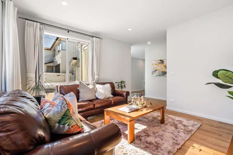 245 Hobsonville Road West Harbour_5