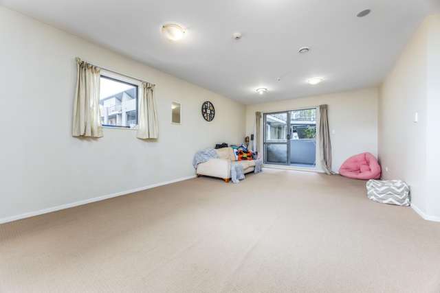 1f/10 Morning Star Place Mount Albert_2