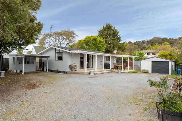 Charming home in Silverstream