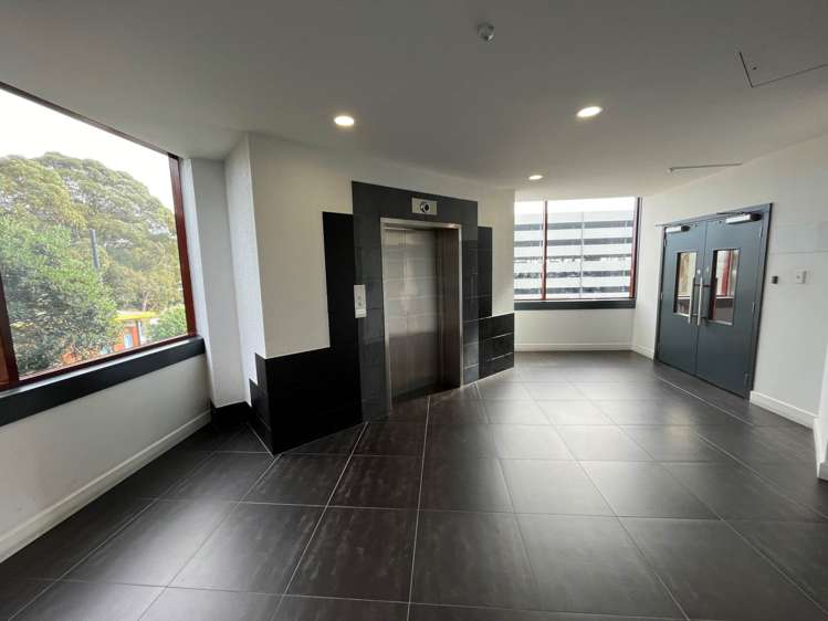 L2/22 Amersham Way Manukau_8