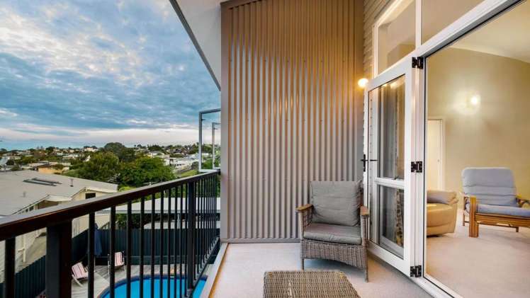 29 Korotaha Terrace Rothesay Bay_13