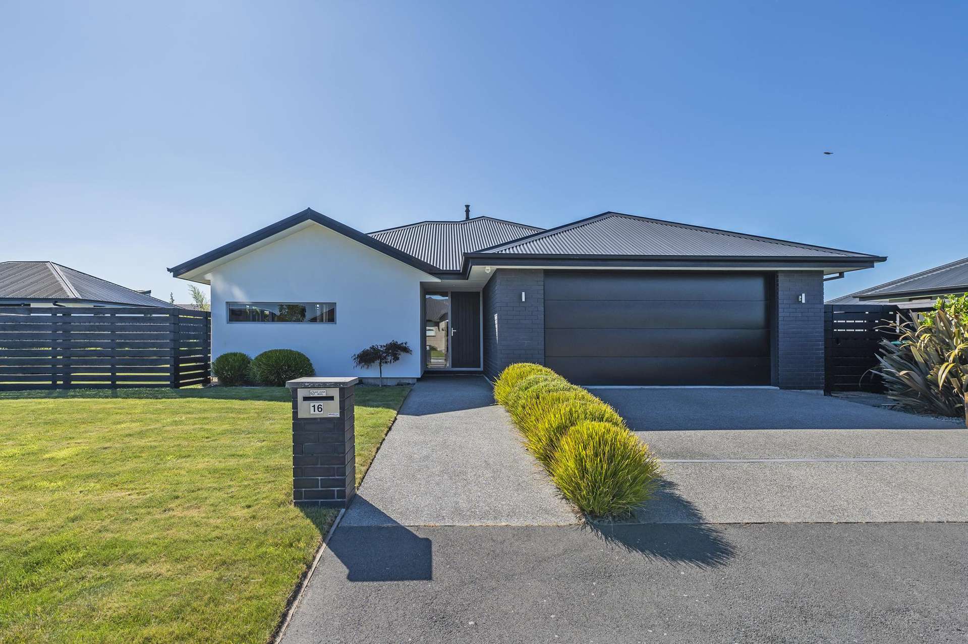 16 Bonecrusher Street Lincoln_0