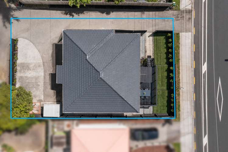 2/180 Lake Road Northcote_18